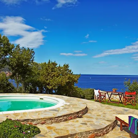 Porto Villa *